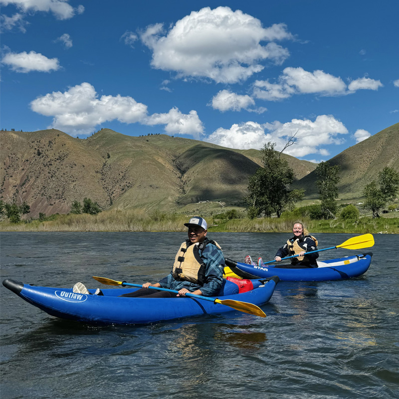 Inflatable kayaks for the family on the river