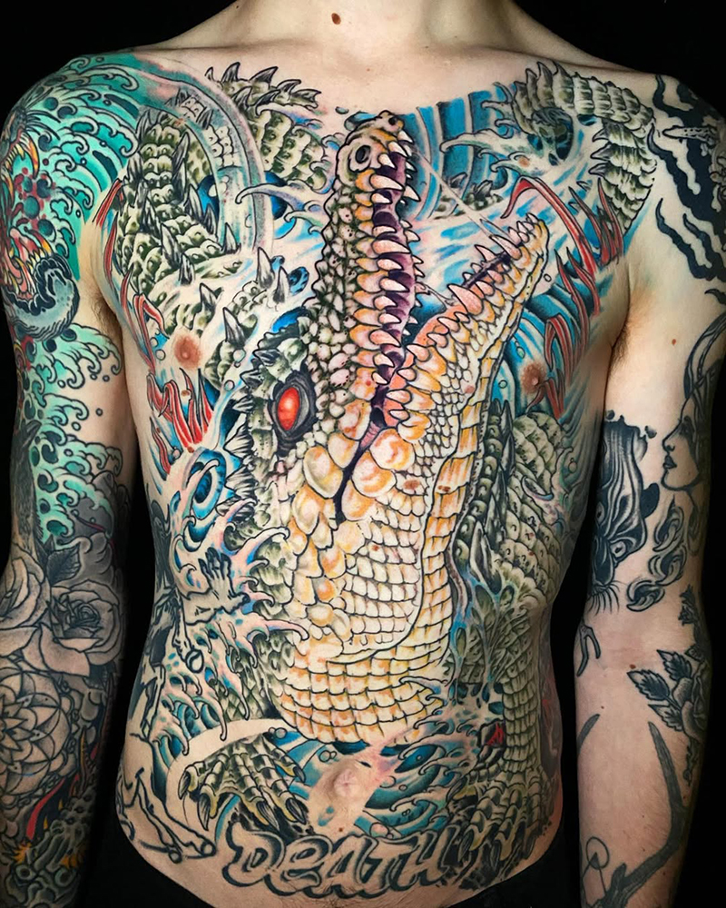 Kalo-traditional-alligator-torso-Spider-Web-Tattoo-Berlin