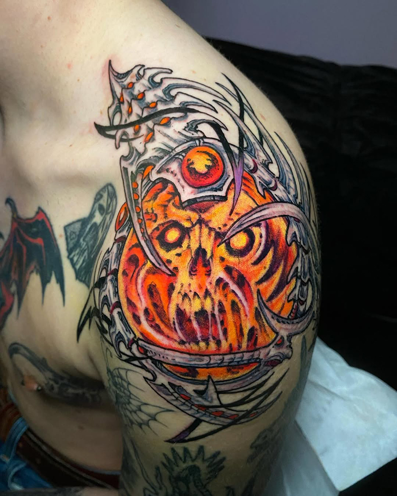 Kalo-traditional-skull-Spider-Web-Tattoo-Berlin