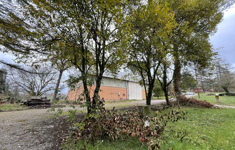 Hangar 2