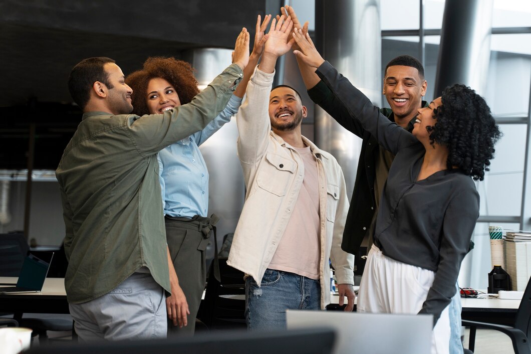 Descubra como oferecer benefícios à equipe da sua clínica pode melhorar o ambiente de trabalho! Aprenda 