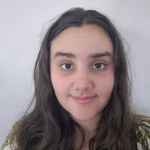 Sarah McCutcheon Headshot