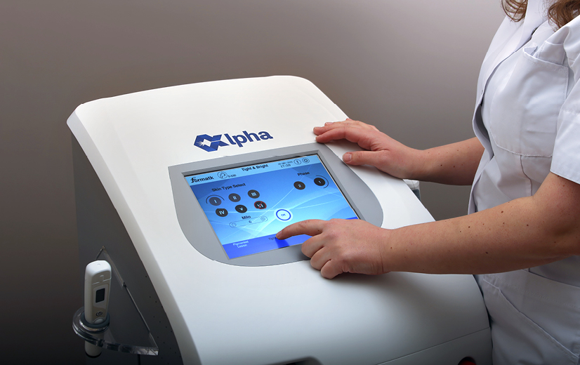 Het bedienen van de Alpha laser van Formatk