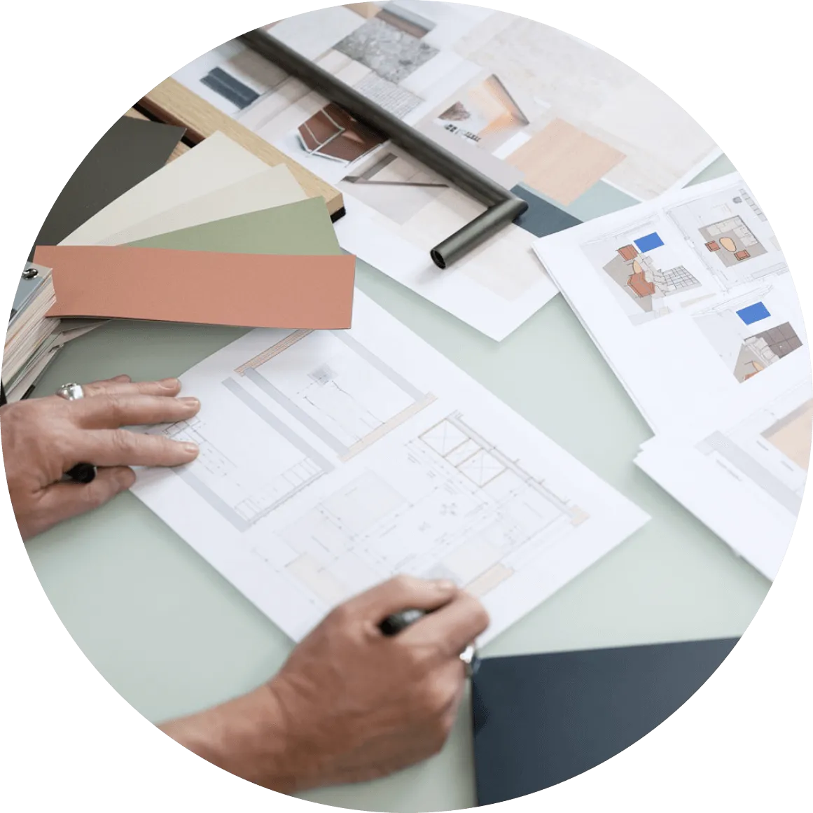 Möbel, Leuchten und Vorhänge - Raumgestaltung mit Roger Bless Consulting