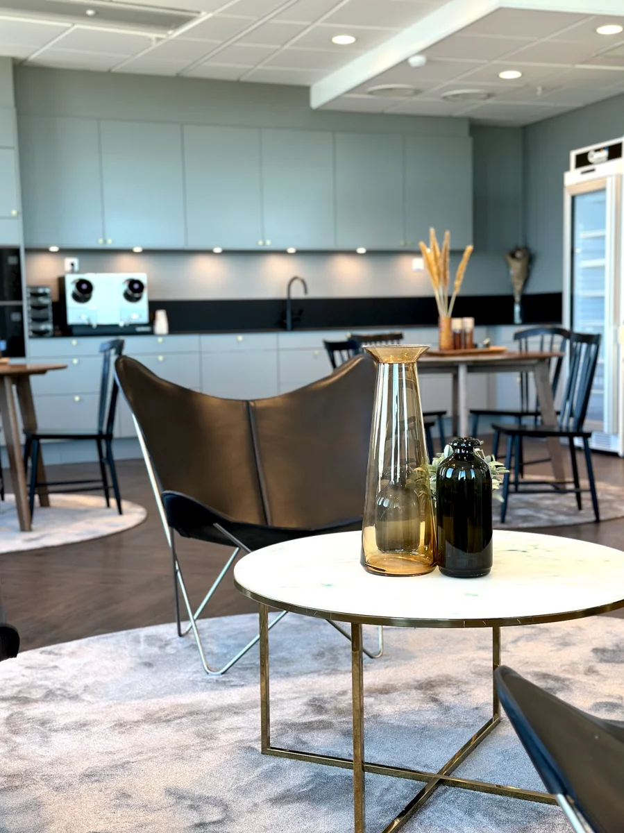 Flyttgubbe utför flytt i Malmö för flyttfirma