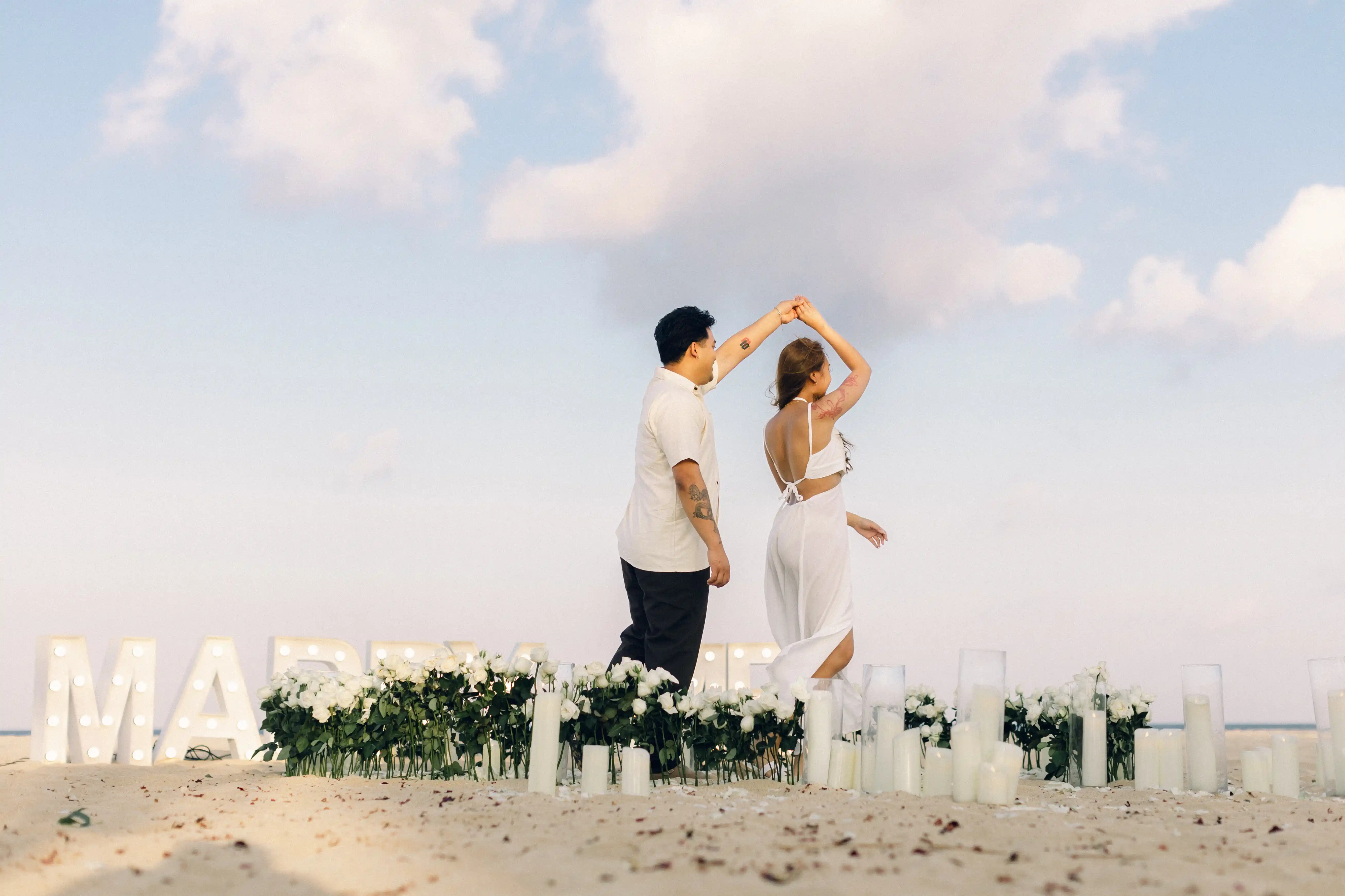 Ocen setup with white roses for marriage engagement