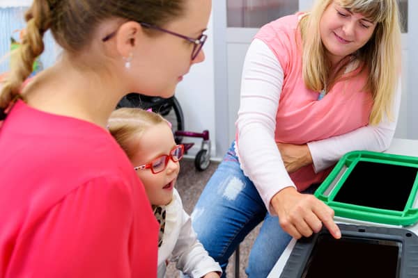 Non-Verbal Communication | NeuroKids Speech Therapy