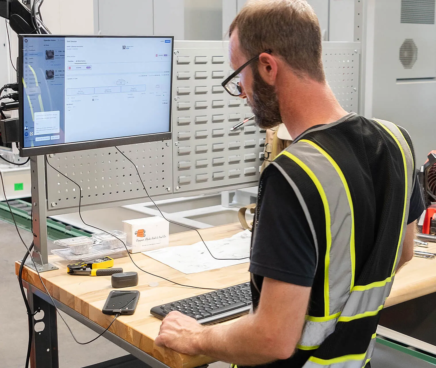 Benefits of cloud-based manufacturing software
