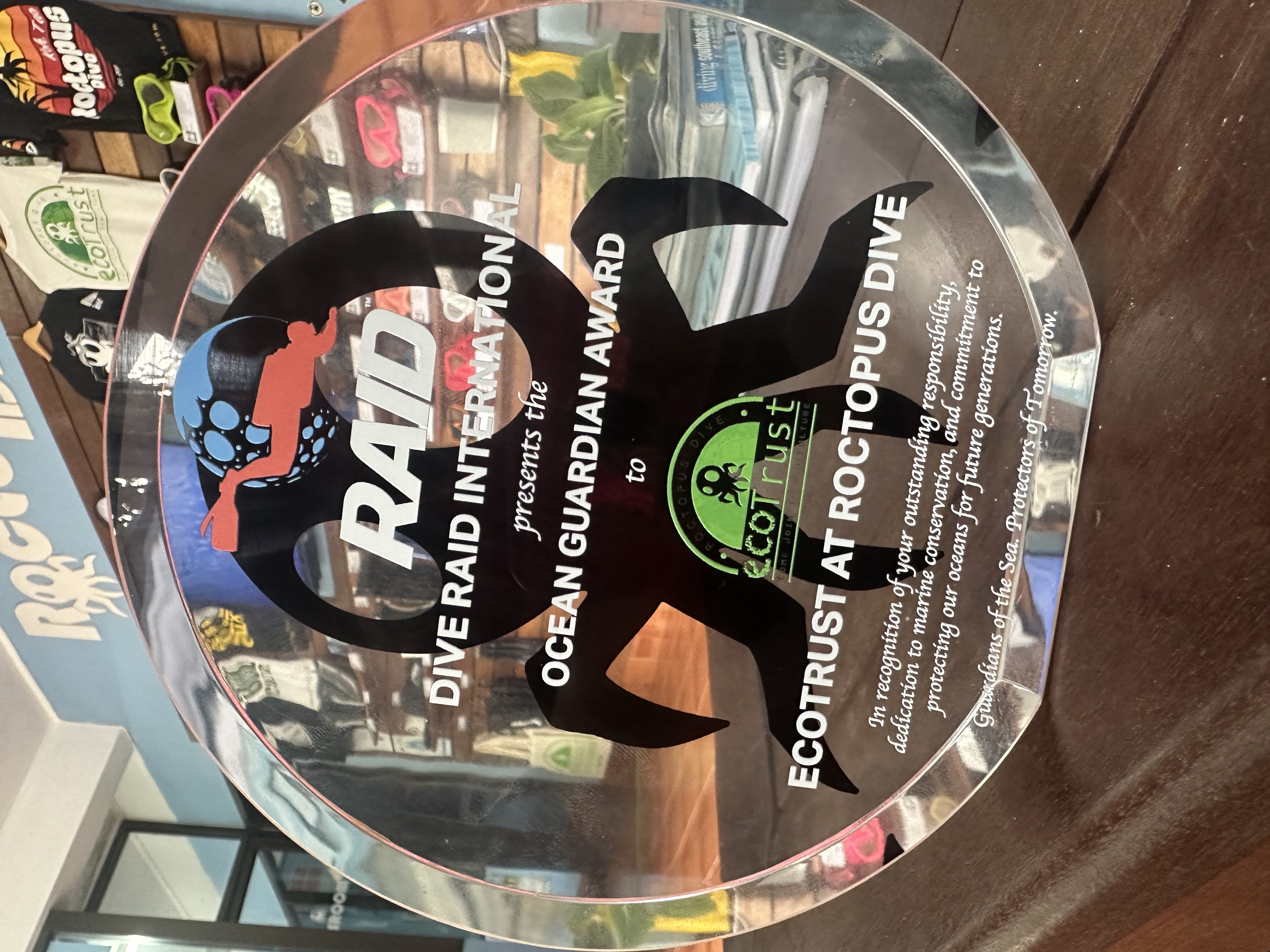 Roctopus Dive Awarded Ocean Guardian Award by Dive RAID International