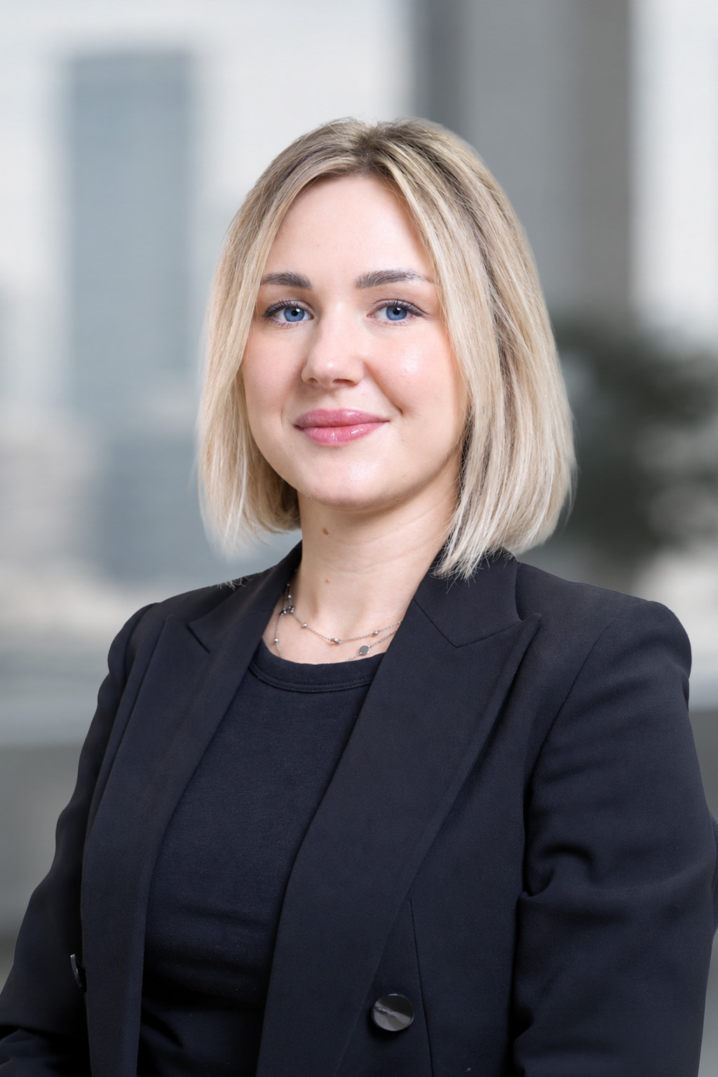 Vlada L.