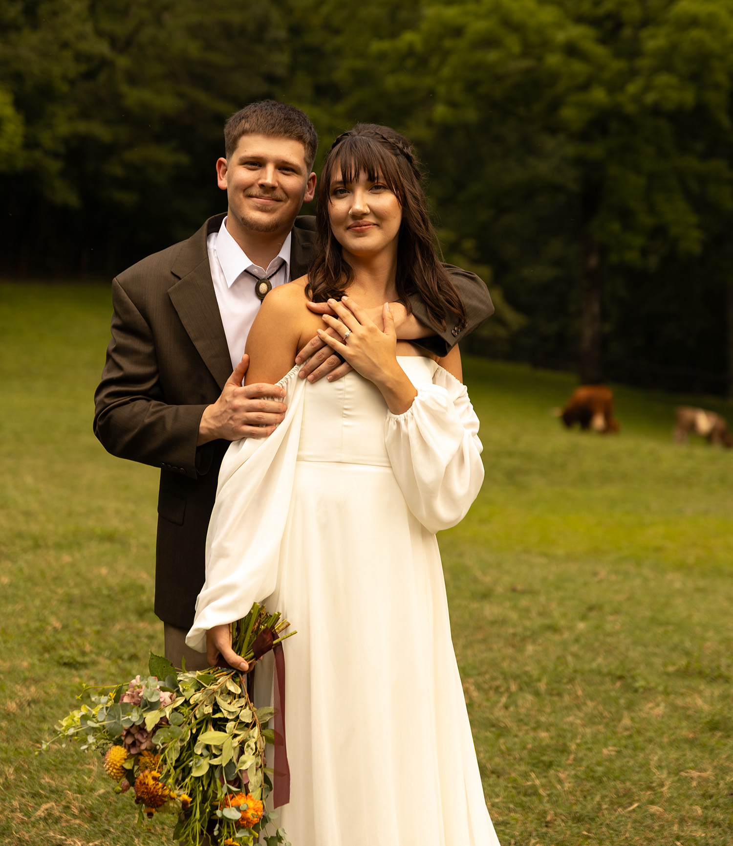 Bride and bridesmaid at Satolah Creek Farm wedding venue in North Georgia