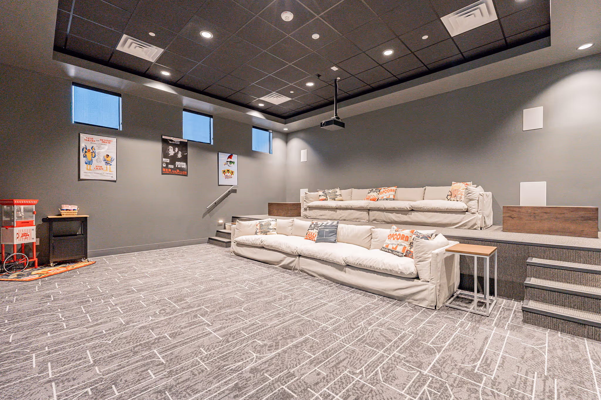 Luxury Apartments in Mesa, The Falls at Crismon Commons Apartments 