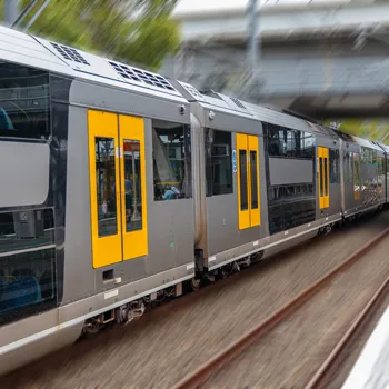 Rail components precision bending with high-performance press brake