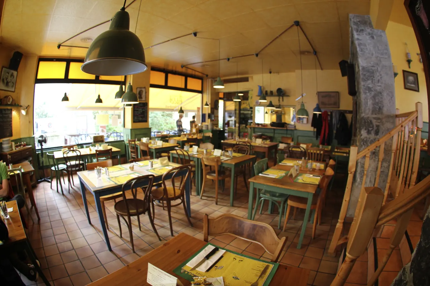 Chez Ma Cousine Saint-Gervais, la salle
