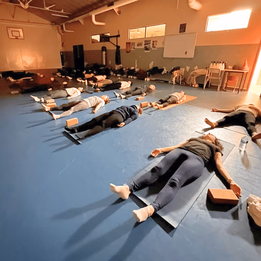 Salle Parmentier Yoze, cours de yoga, pilates, fitness