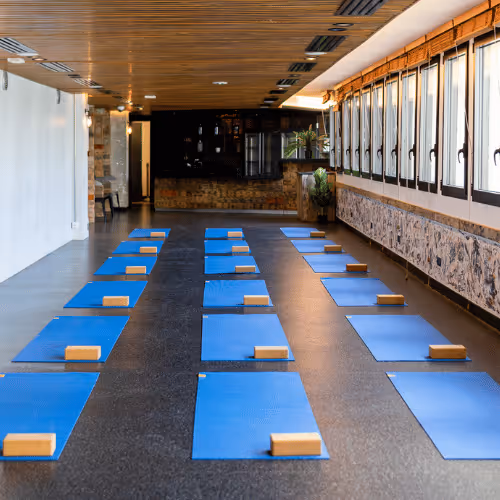 Salle Colonel Fabien cours yoga, pilates, fitness Yoze