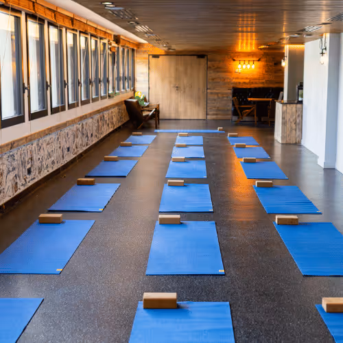 Salle Colonel Fabien cours yoga, pilates, fitness Yoze