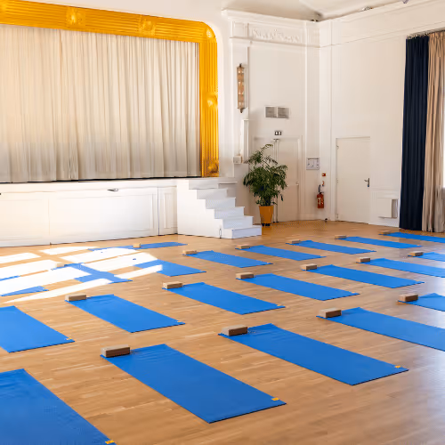 Salle YOZE Gambetta Solaris, pratique de yoga, pilates