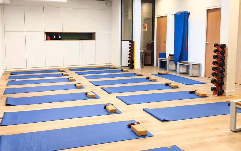 Salle Yoze Arts et Métiers cours de yoga, pilates et fitness