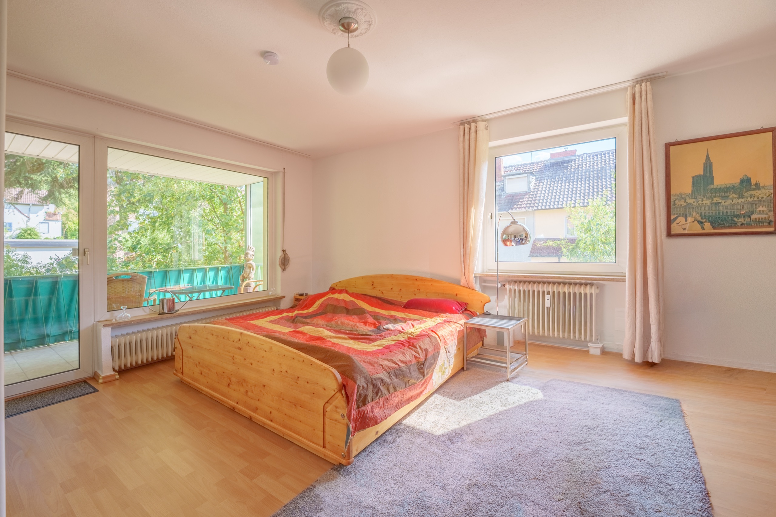Schlafzimmer im 1. Obergeschoss – Mehrfamilienhaus in Bad Kreuznach