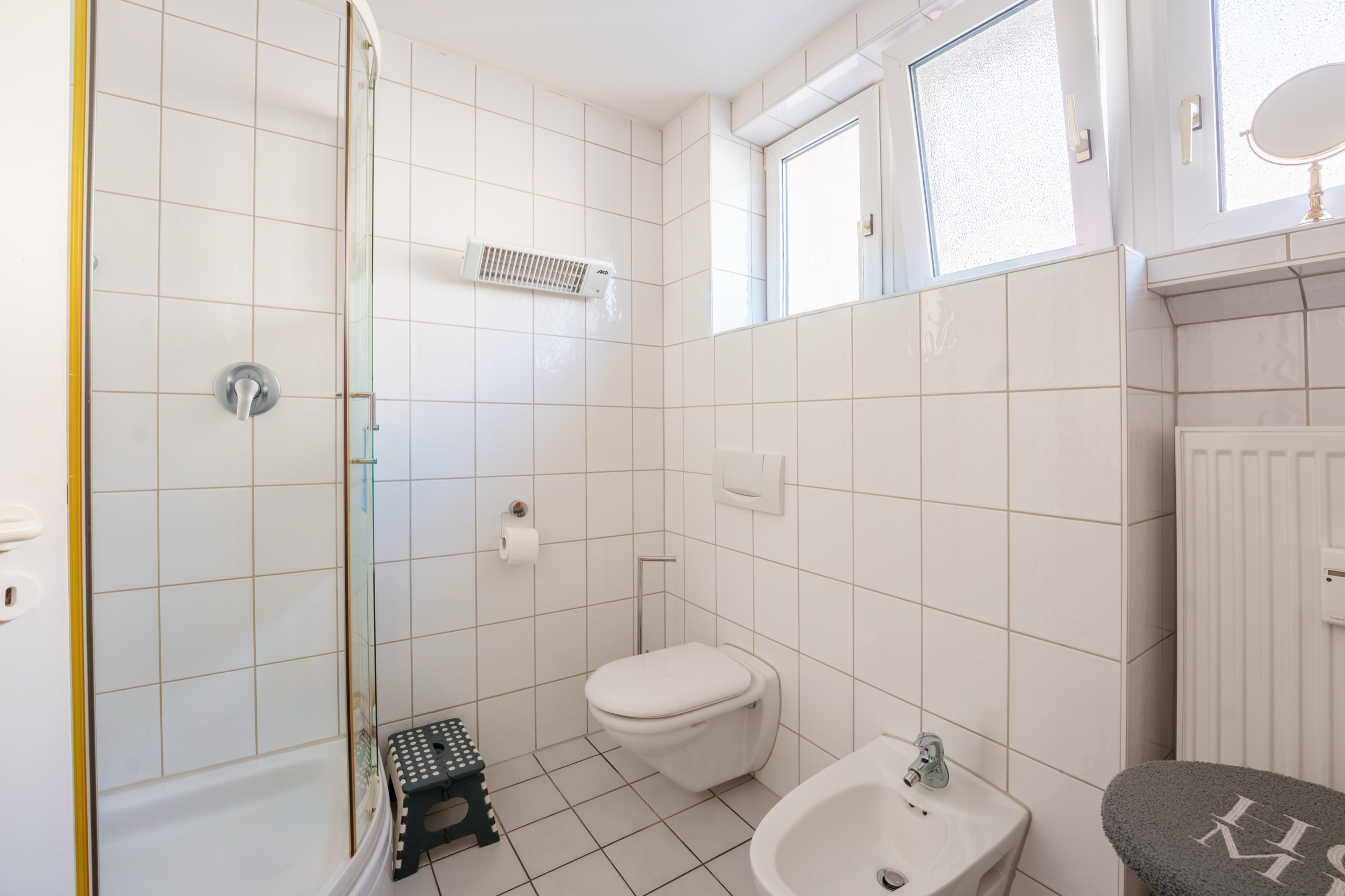 Badezimmer im Erdgeschoss – Mehrfamilienhaus in Bad Kreuznach