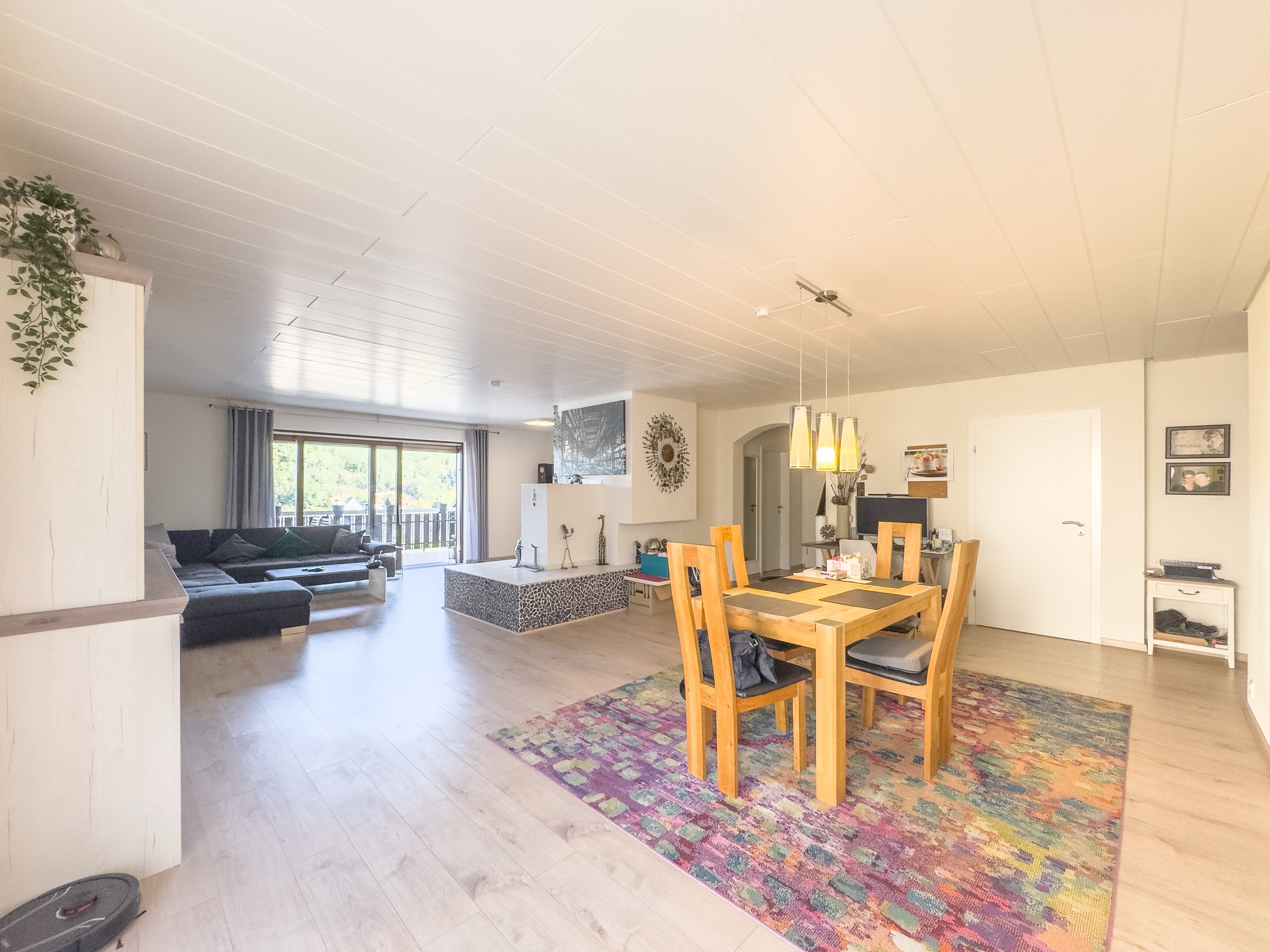 Wohnzimmer mit Essbereich – Wohnung in Bensheim