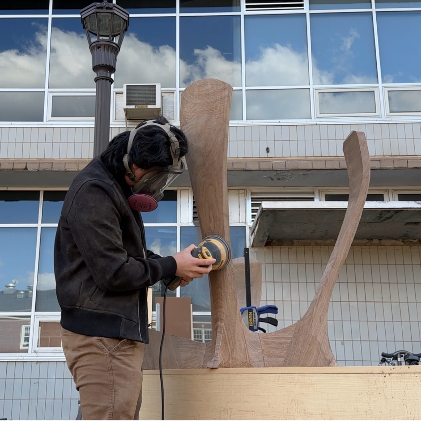 Grinding the base curves