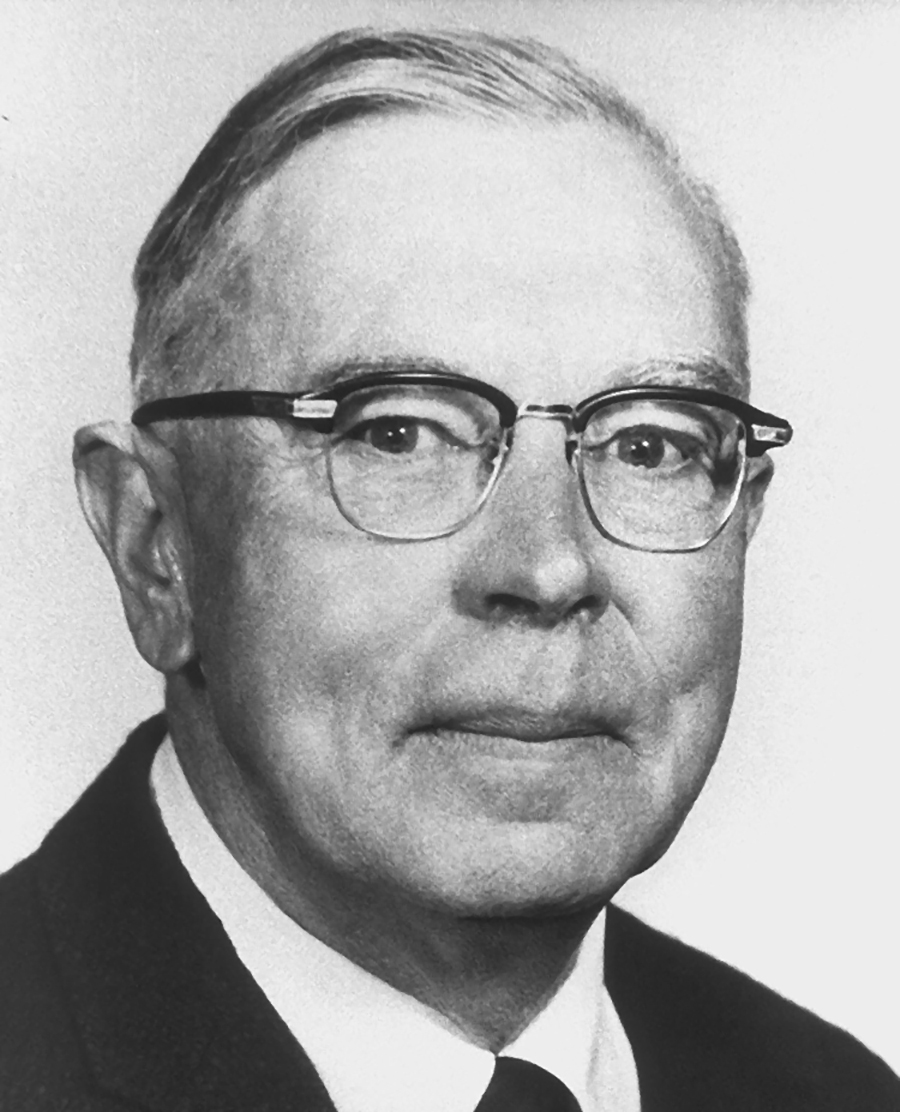 Portrait of Leo Goosen