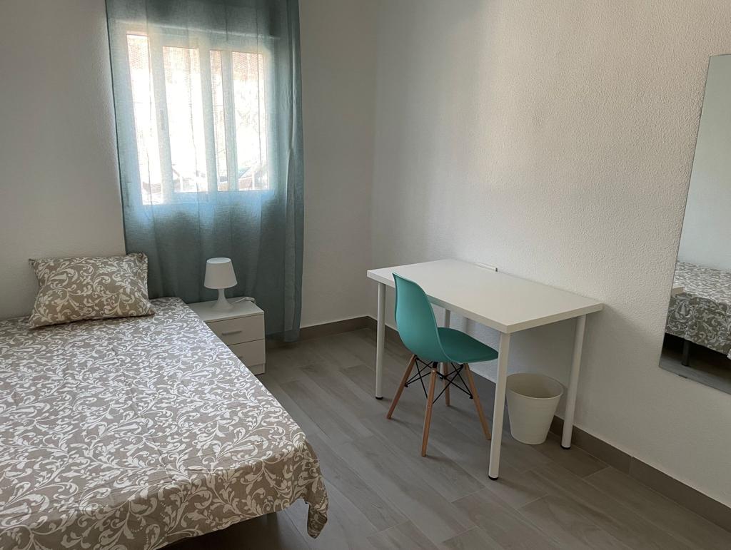 Mar Menor 2 / Single room in a shared apartment