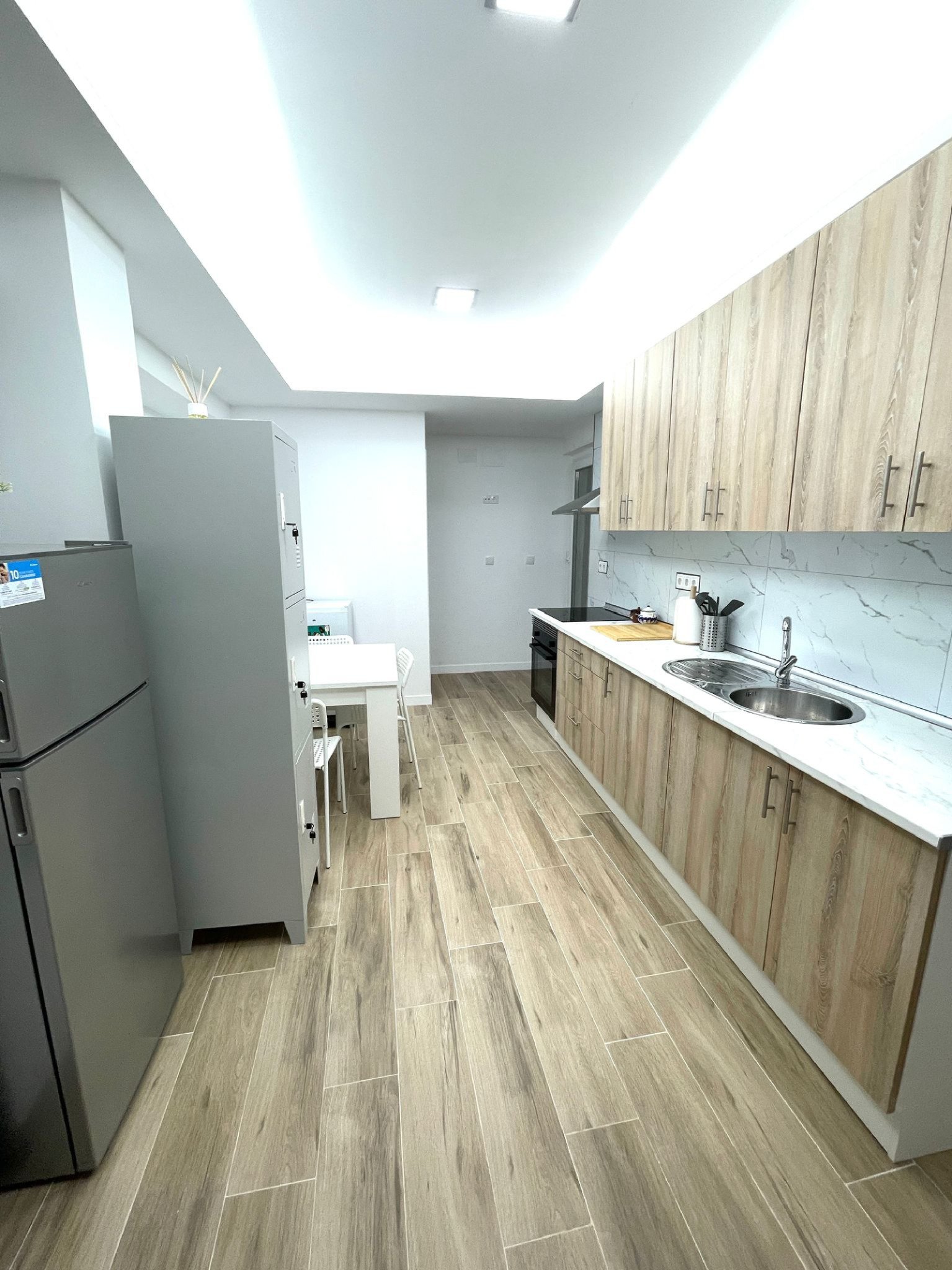 Floridablanca H1 / Single room in shared apartment