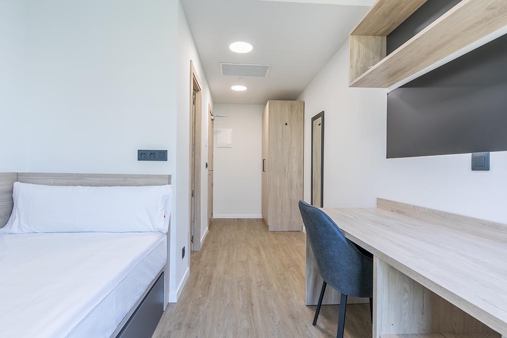 MC Foronda 7 / Habitación individual privada