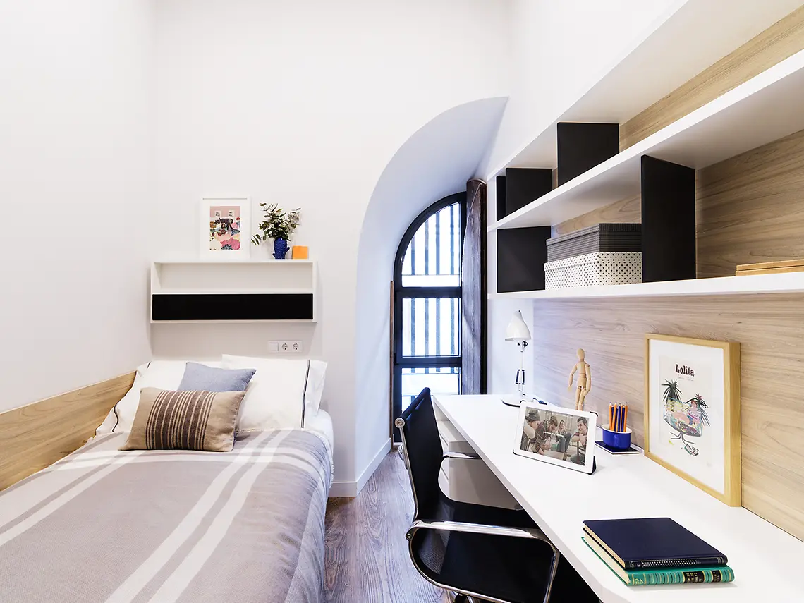 Y / Habitación individual