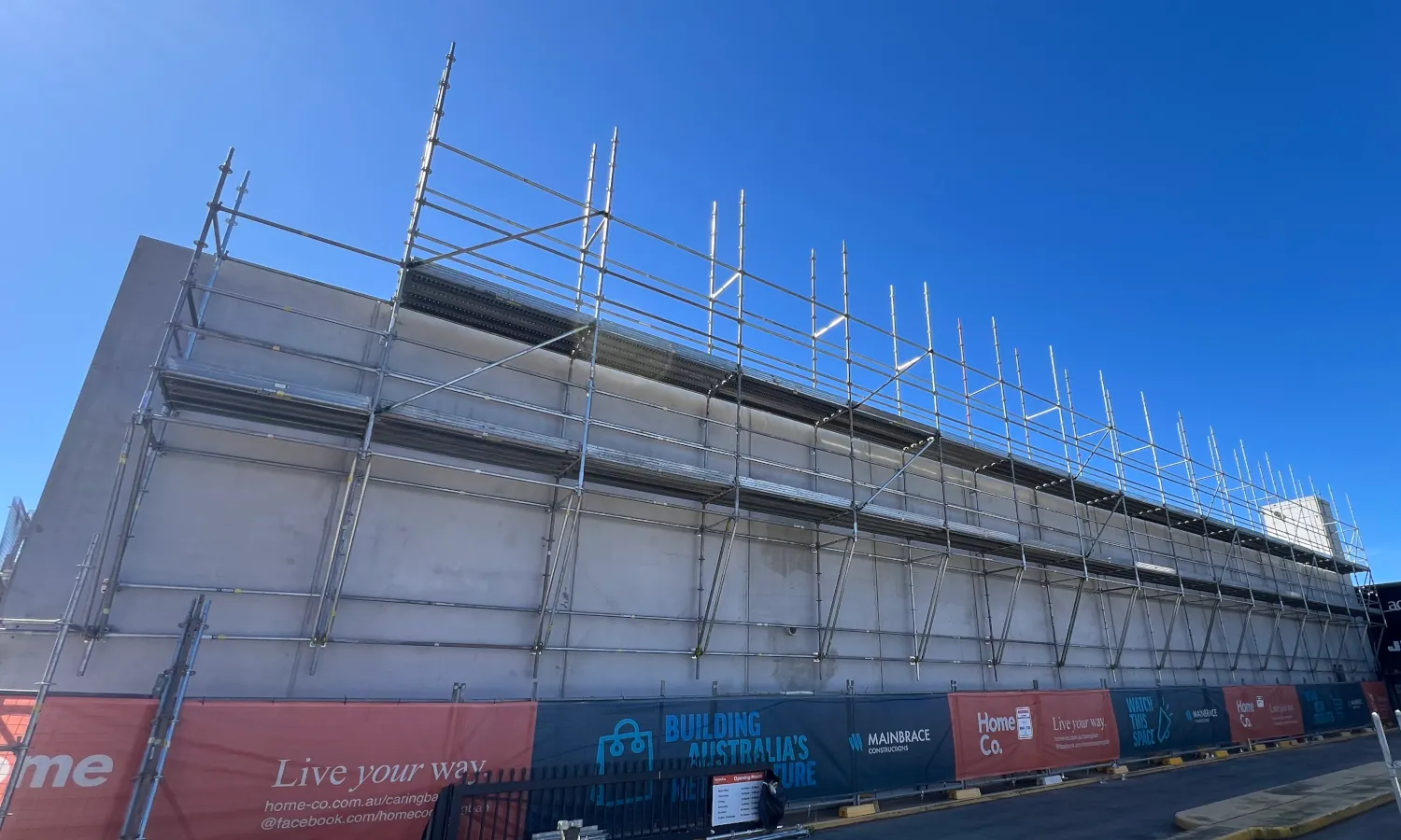 Suspended Perimeter Access Scaffold