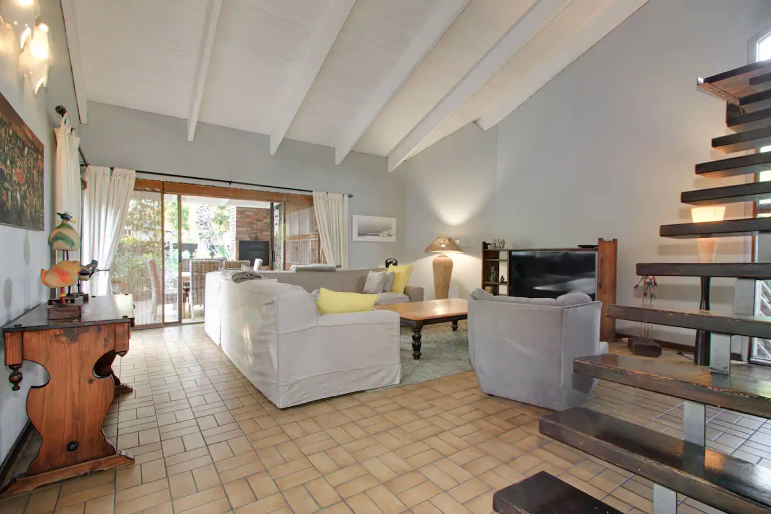 The house fourways