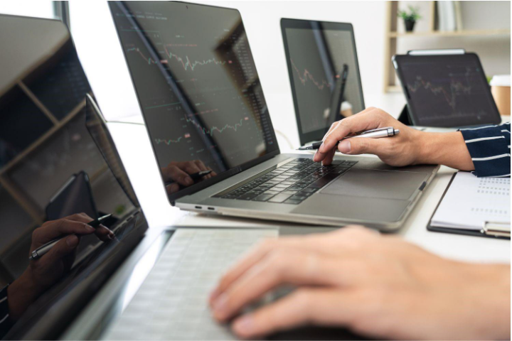 Essential guide to choosing the best free antivirus program for 2024