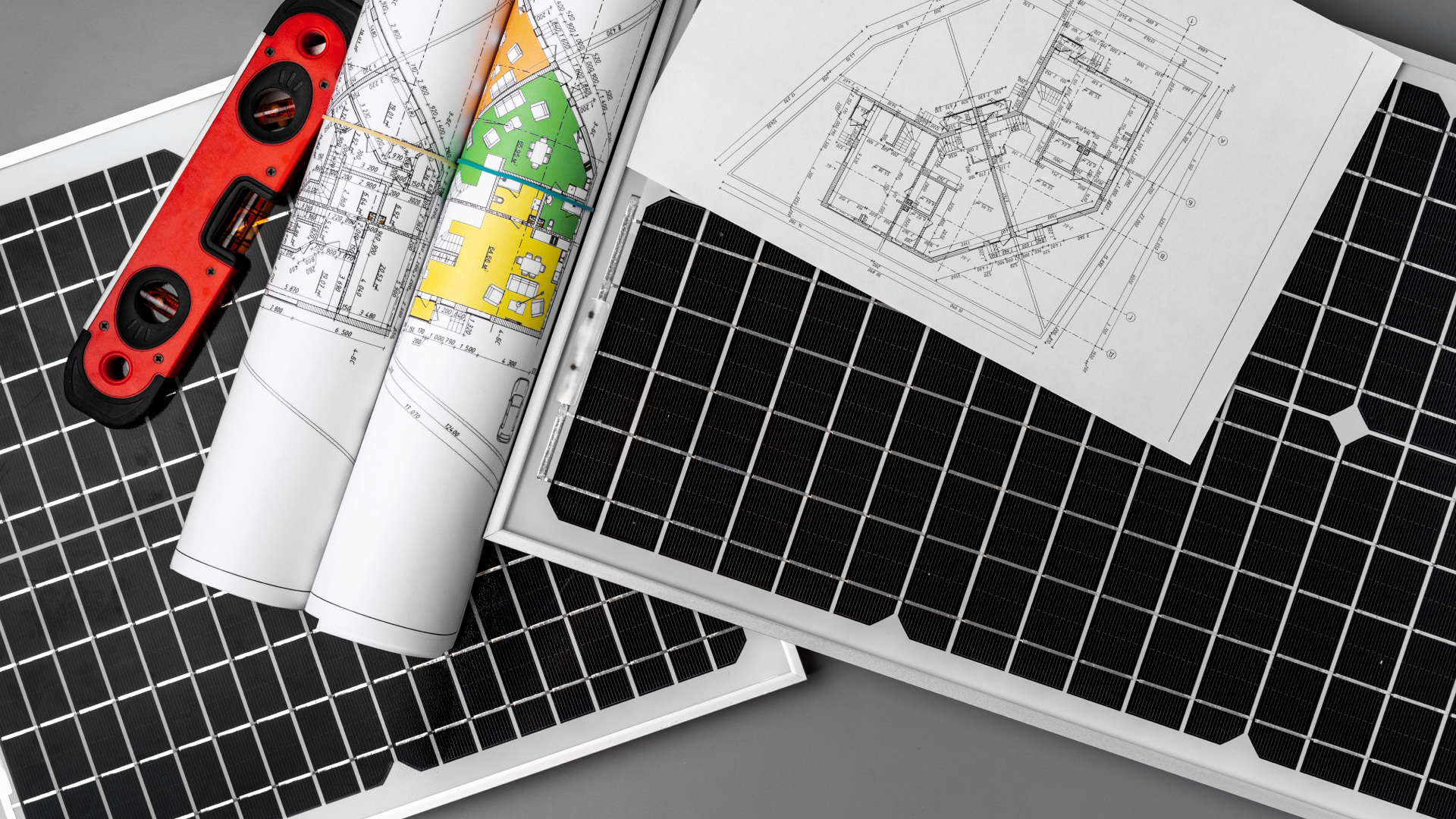 Maximizing Rooftop Solar Plant Efficiency: Design Tips & Insights