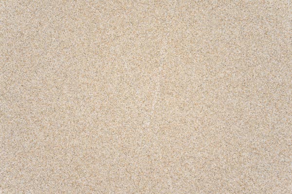 Feinkörnige Sandstruktur am Strand von Thung Wua Laen