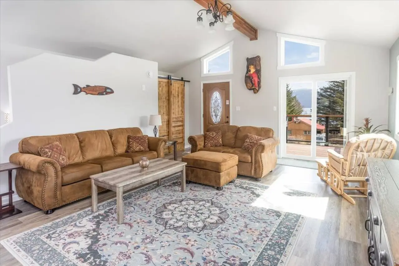 A-View - Amazing Home with 360 Views