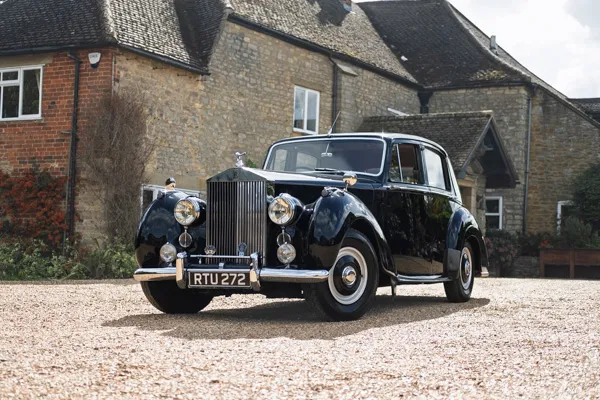 1953 Rolls-Royce Silver Dawn SNF47: Earls Court Show Car