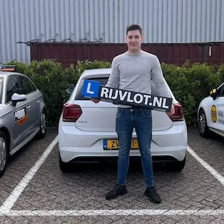 Rijvlotrijder geslaagde voor auto