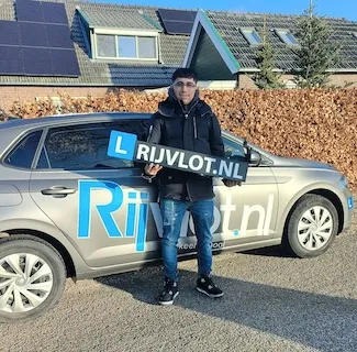 Rijvlotrijder geslaagde voor auto