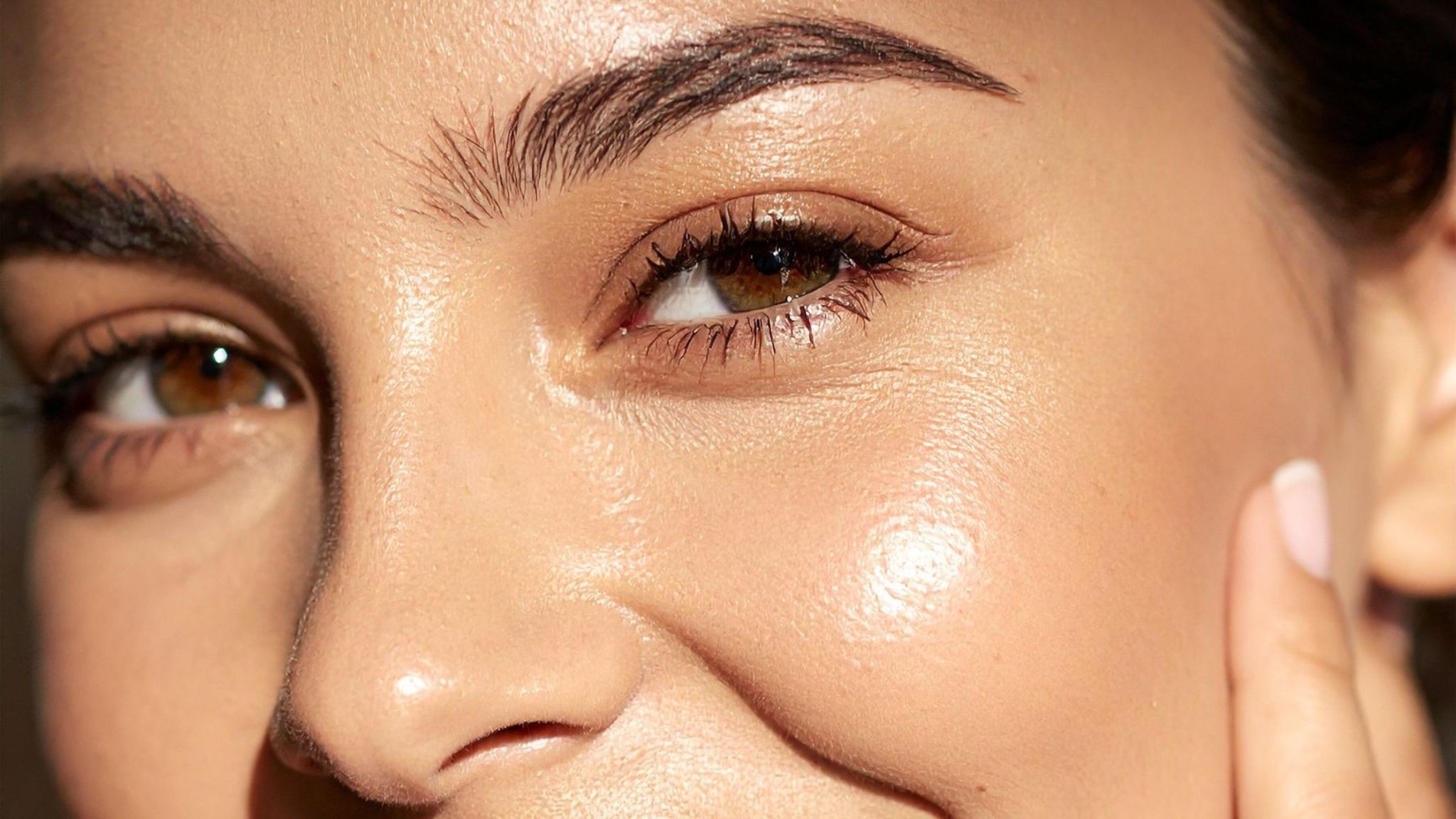 Tretinoin Skincare: The Anti-Ageing and Acne Solution You Need to Know