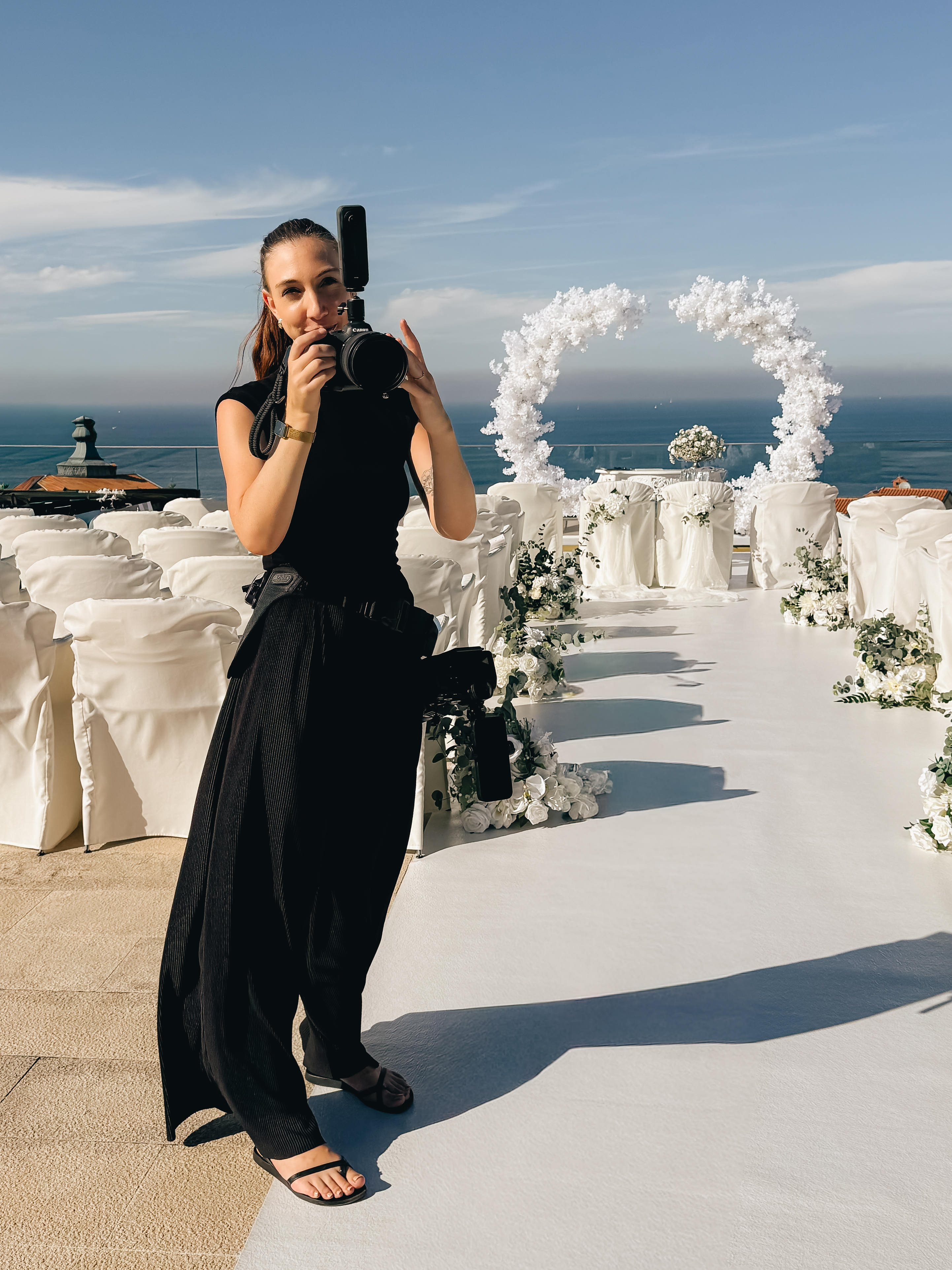Lea Prestle bei ihrer Arbeit als Fotografin und Designerin