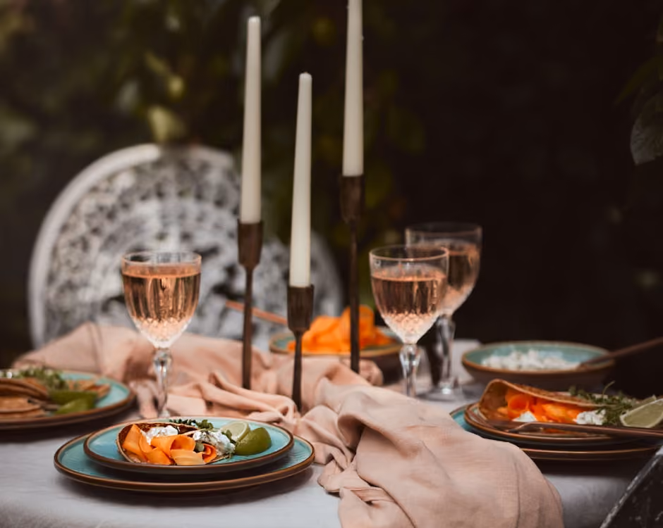 Claim your Carers discount from What a Host