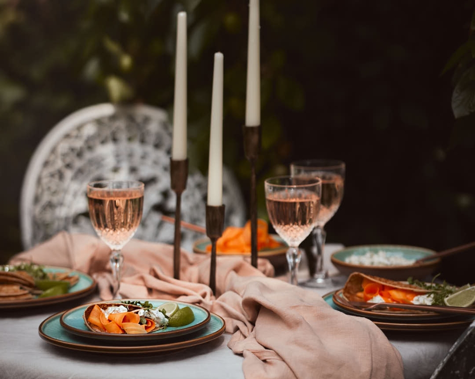 Claim your Carers discount from What a Host