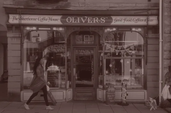 Claim your National Carers Card discount from Oliver's Coffee House
