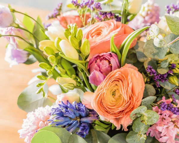 Claim your carer discount from Bloom & Wild