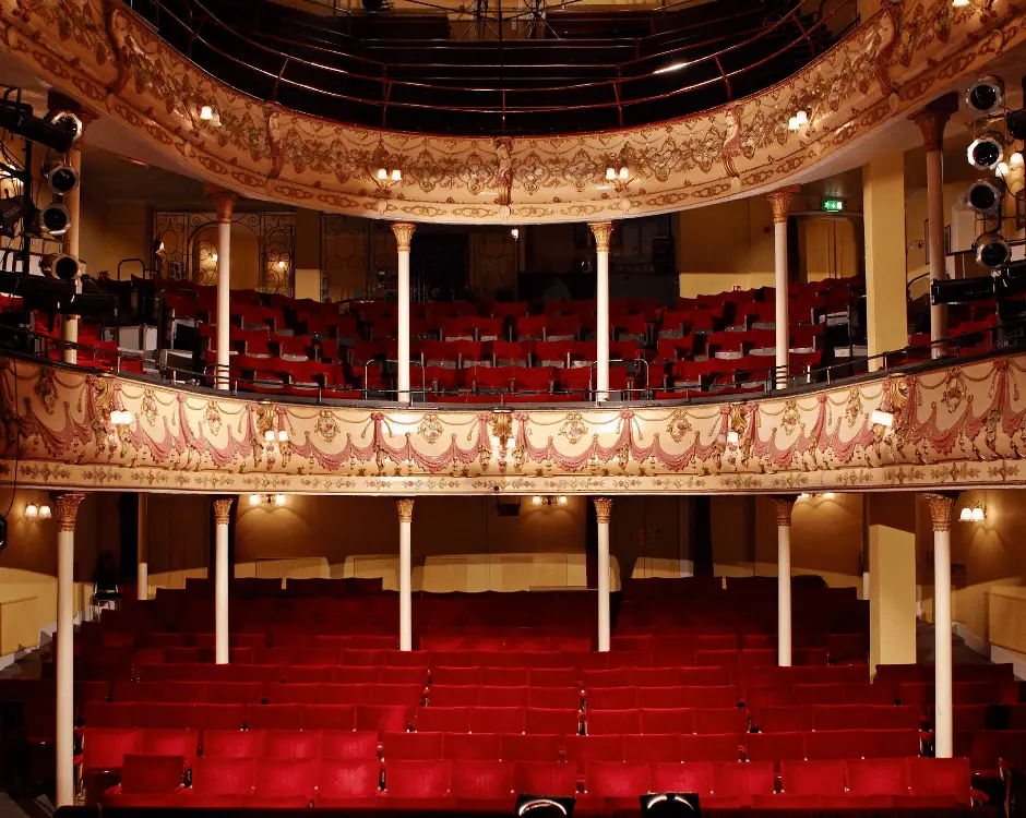 Claim your carer discount from Theatre Tokens