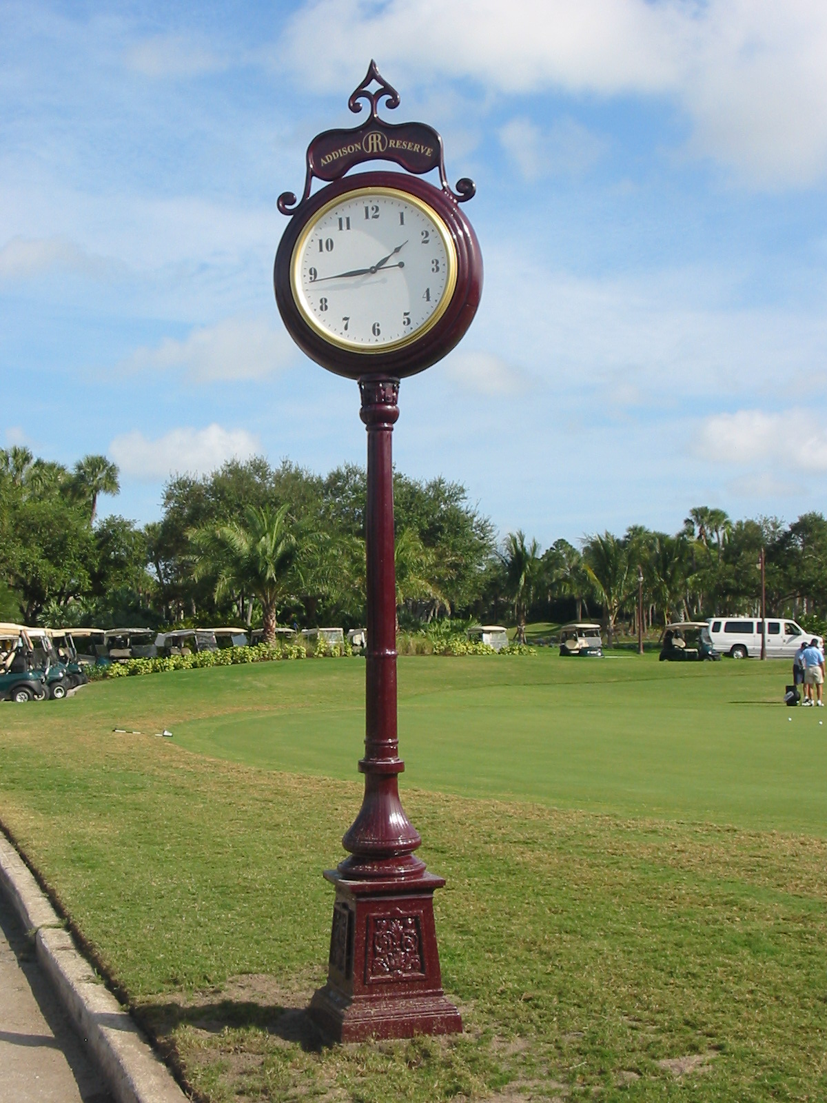 cast metal classic clock
