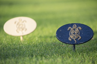 cast bronze tee markers
